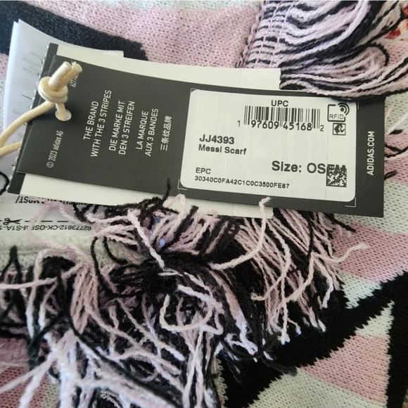 Adidas Messi Miami Reversible Soccer/Football Black and Pink Scarf. NWT - Picture 6 of 7